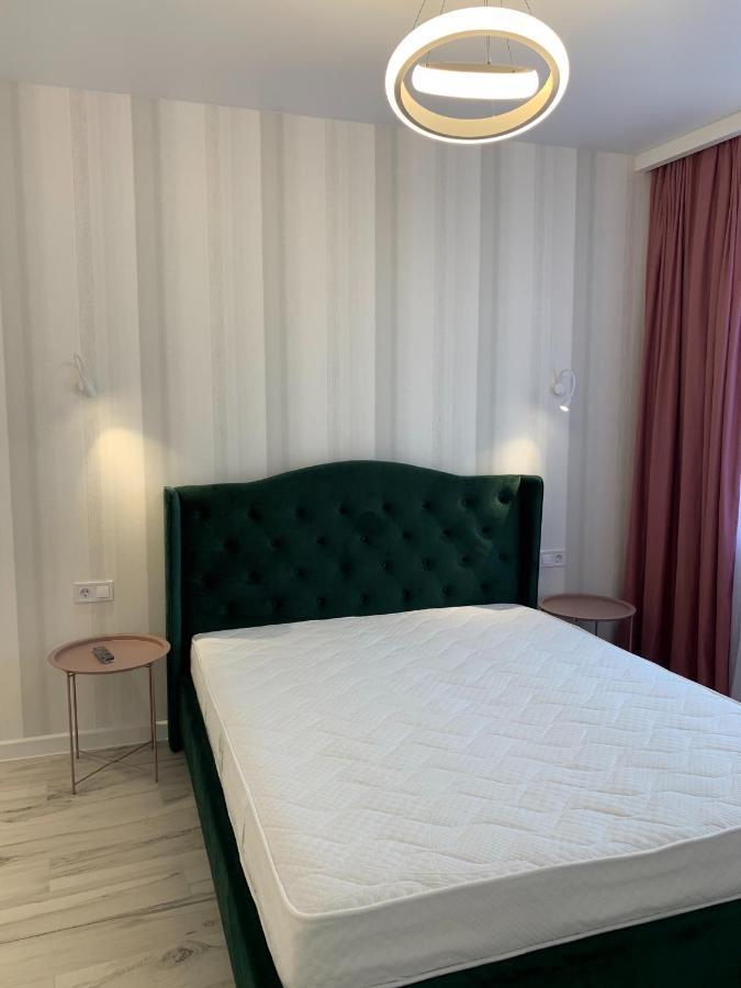 Sunny Apartment 5 Одеса Екстер'єр фото